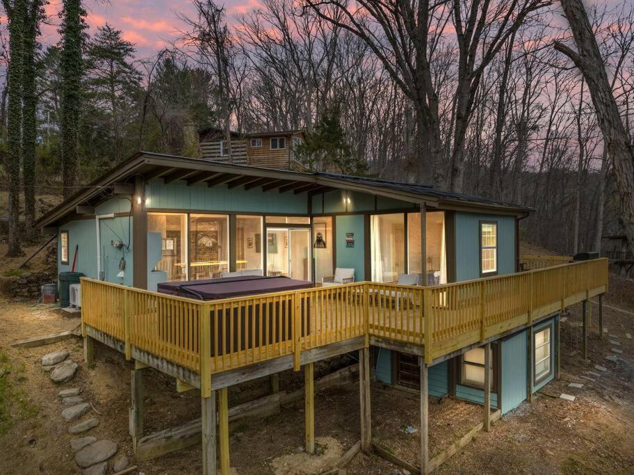 Lazy Lake 3Br Cabin W/ Mtn Views + Hot Tub +Wi-Fi Luray Eksteriør billede