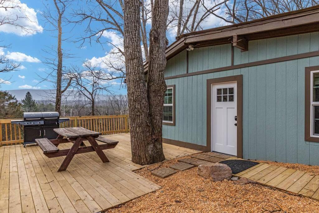 Lazy Lake 3Br Cabin W/ Mtn Views + Hot Tub +Wi-Fi Luray Eksteriør billede