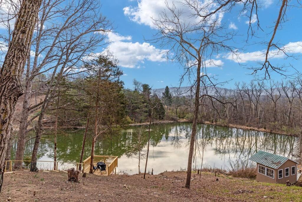 Lazy Lake 3Br Cabin W/ Mtn Views + Hot Tub +Wi-Fi Luray Eksteriør billede