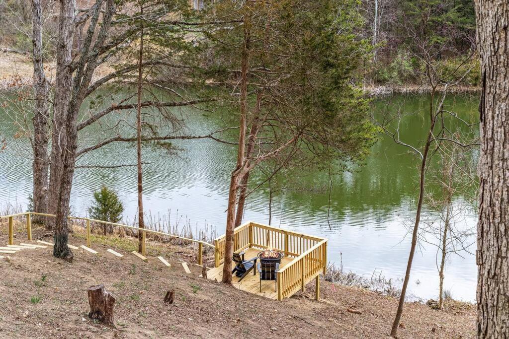 Lazy Lake 3Br Cabin W/ Mtn Views + Hot Tub +Wi-Fi Luray Eksteriør billede